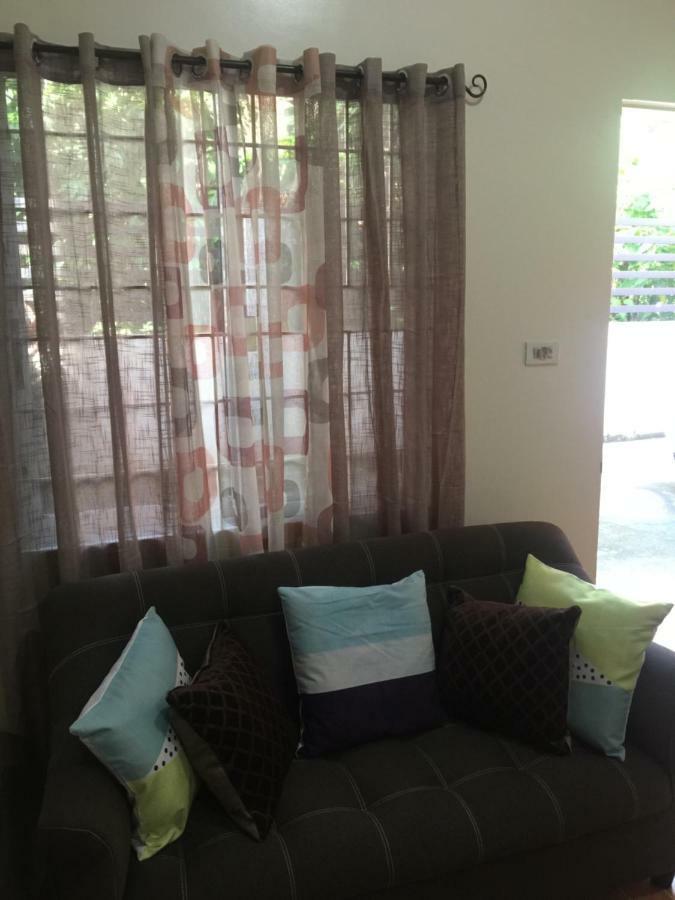 Estilo Apartment 2-Storey Clarin  Exterior foto